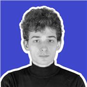 Diplomato in informatica e Laureando in Economia e Managment